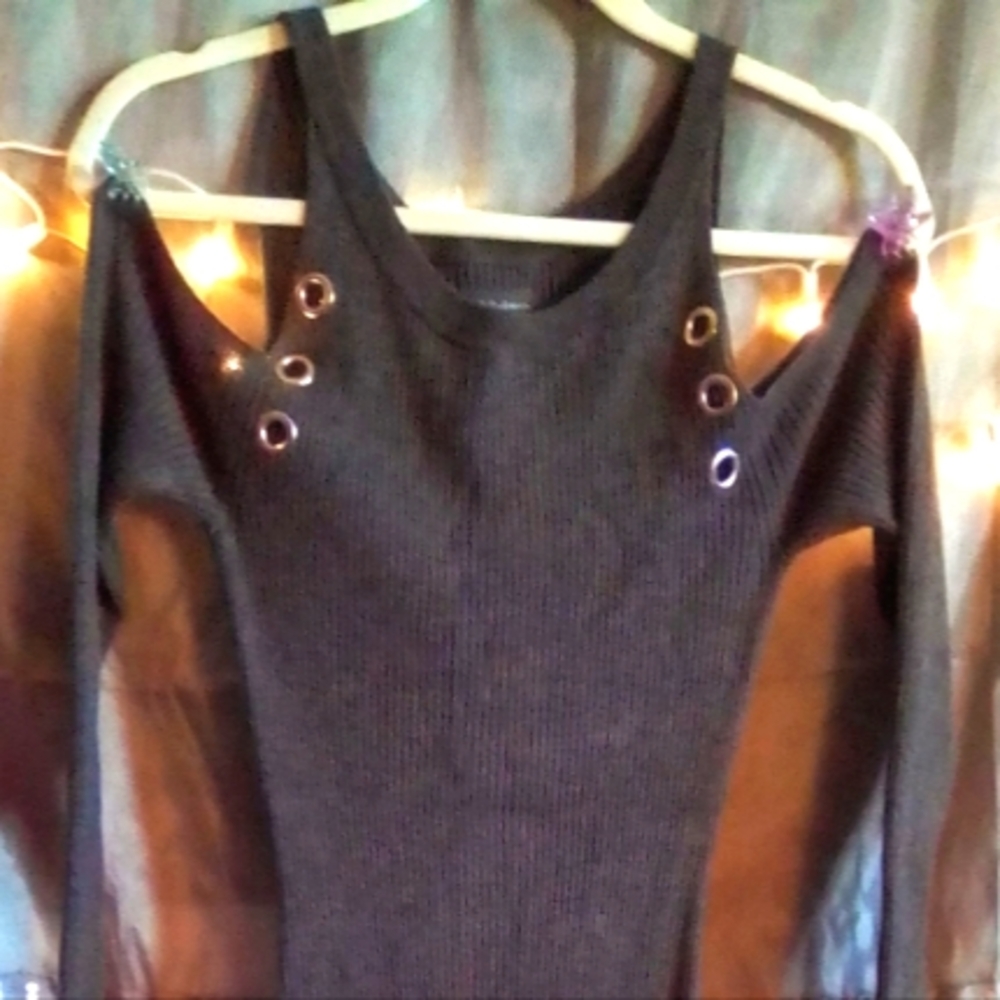Elegant Slimming Grey Sweater Knit Dress w/ Shoulders Cut Out